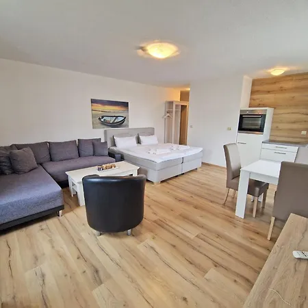 Monika Backbord 2 * Sassnitz